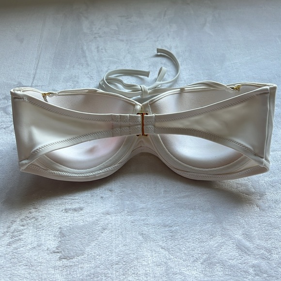 VICTORIA’S SECRET White Strapless Bikini Top w/Rhinestone Jeweled 💎 Piece - Picture 8 of 12